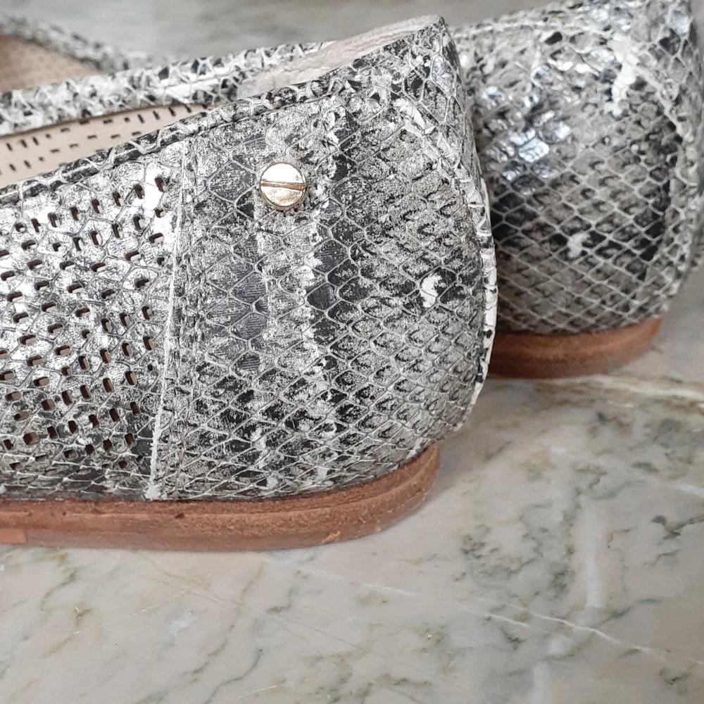 Vince Camuto shoes flats - Picture 6 of 9